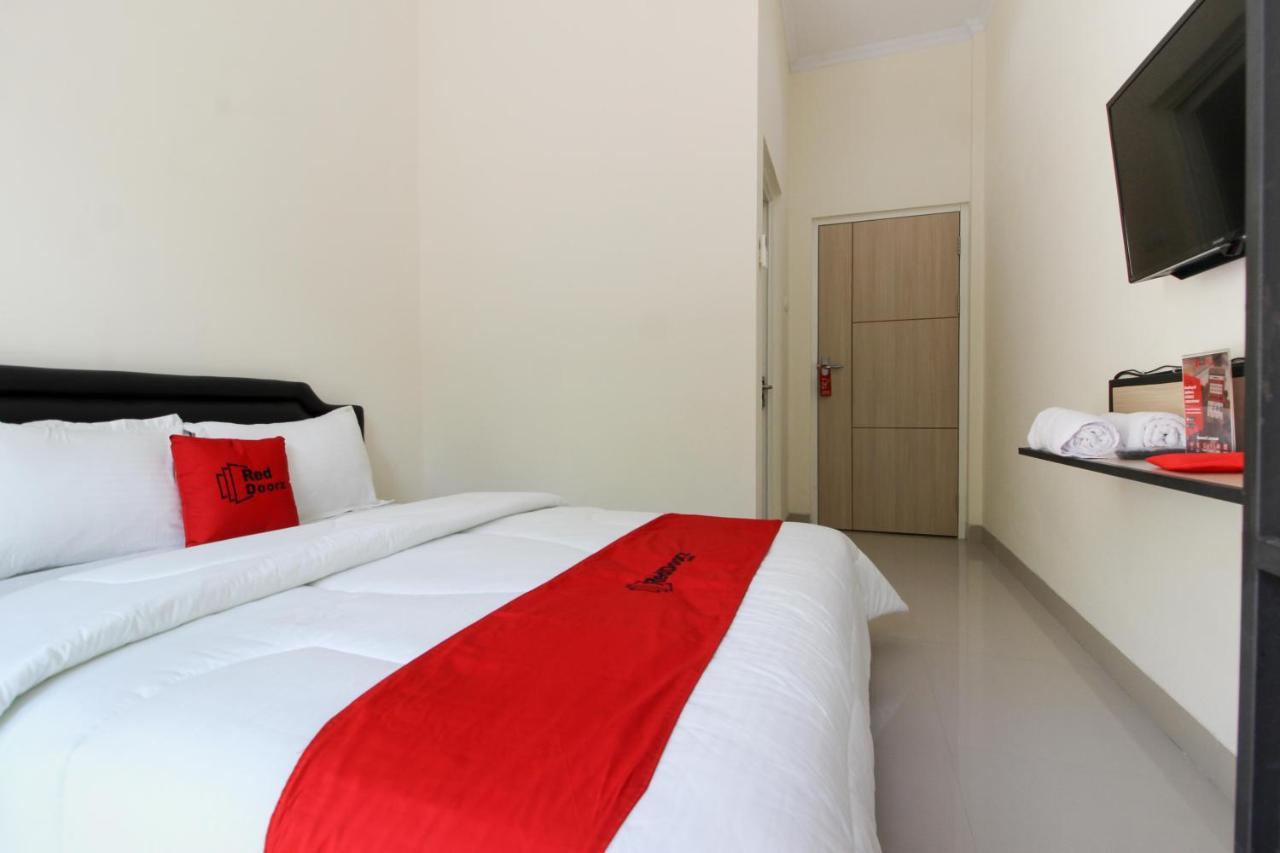 Reddoorz Near Jogja City Mall 3 Sleman  Kültér fotó
